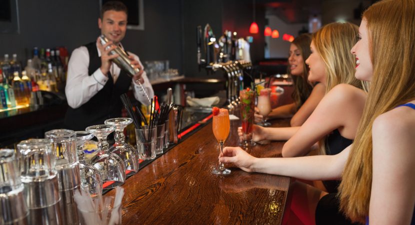 Useful Skills You Need to Master for Successful Bartending Gigs