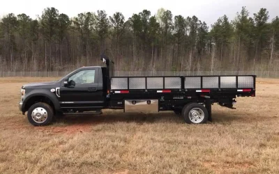 Choosing the right landscape truck bed for efficient hauling and easy tool access